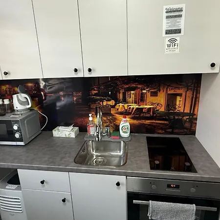 Butas Lazaurausko Poilsio Apartamentai *